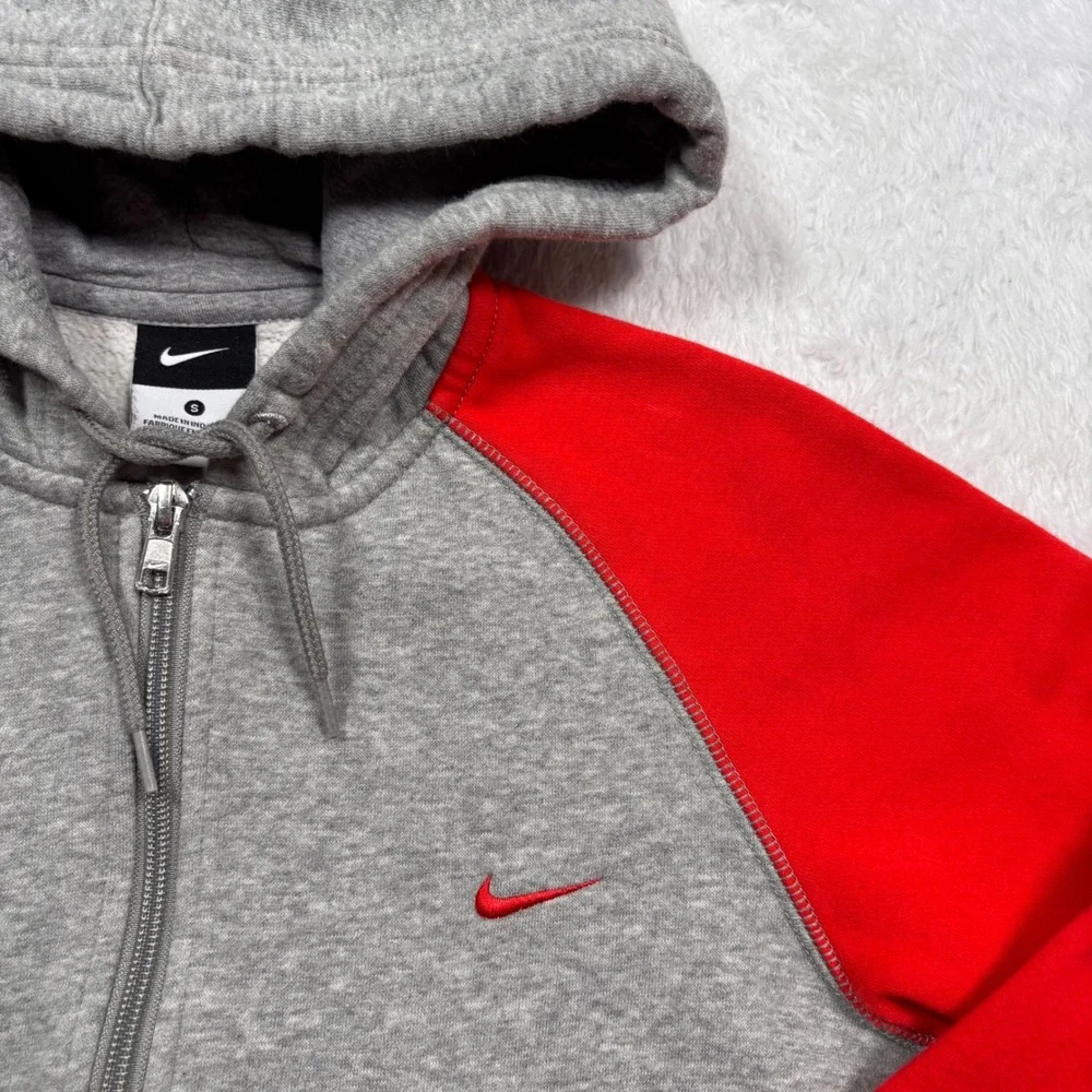Y2K Nike Full Zip Hoodie Women S (FIT XS) Grey Red Colorblock Raglan Fleece Logo